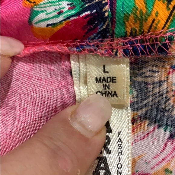 Lara top - size large. - Picture 10 of 11